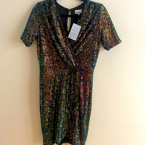 Heartloom Dress - Picture 1 of 3